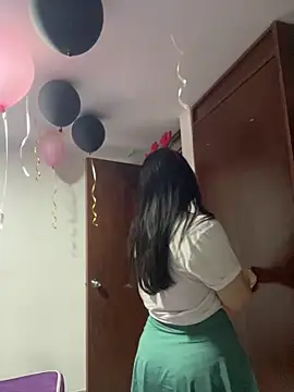 Electraweb 09 online show from December 16, 2025, 9:08 pm