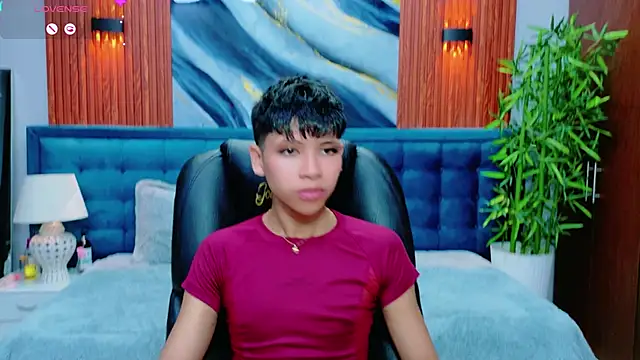 dilan 911 online show from March 30, 2026, 7:15 pm