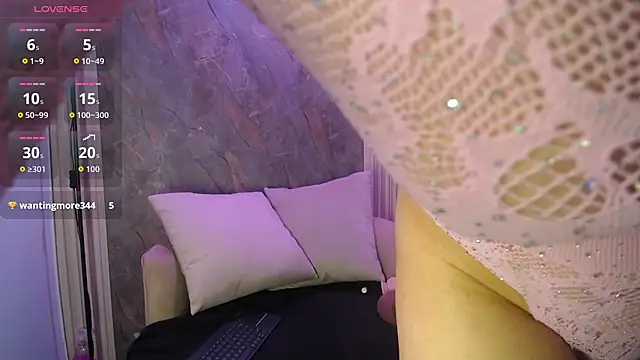 linda cabal online show from October 25, 2025, 7:25 pm