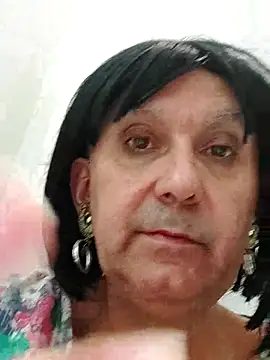 Emily de Carla online show from November 13, 2025, 3:49 pm