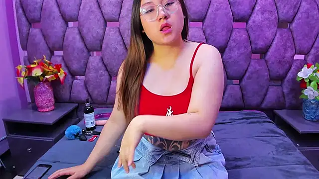 Snapshot of miaharvey_69 chatting on September 26, 2025, 11:50 am miaharvey 69 online show from September 26, 2025, 11:50 am
