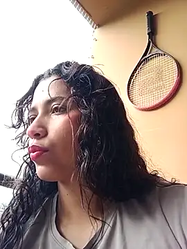 Vikyvoyeur online show from April 19, 2026, 8:55 pm