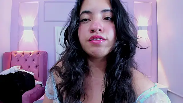 Nicol Chang online show from March 19, 2026, 4:23 am