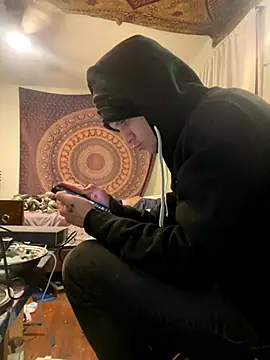 XanderOzzz online show from November 28, 2025, 3:28 am