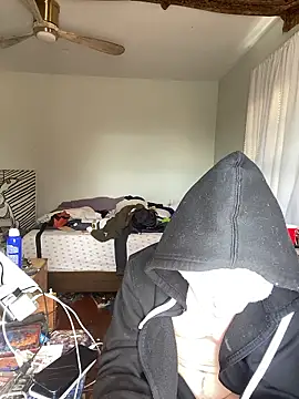 XanderOzzz online show from January 5, 2026, 5:27 pm