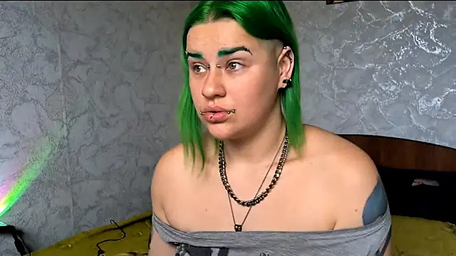 Snapshot of NeonNectar_ chatting on October 15, 2025, 9:39 am NeonNectar  online show from October 15, 2025, 9:39 am