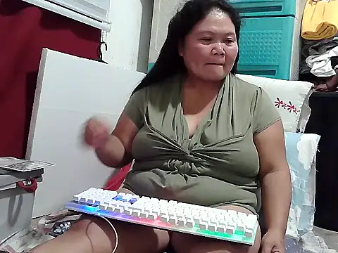 Snapshot of Mari_fvcks chatting on February 6, 2026, 9:49 am Mari fvcks online show from February 6, 2026, 9:49 am