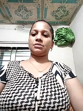 Snapshot of Payel_50 chatting on July 25, 2026, 10:32 am Payel 50 online show from July 25, 2026, 10:32 am