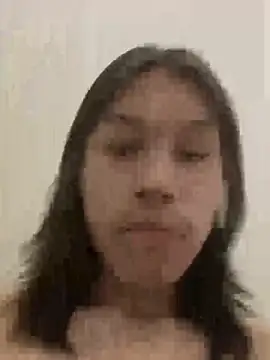 heytherepeoples717 online show from December 18, 2025, 2:43 pm