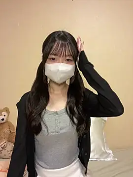 risa909 online show from July 31, 2026, 4:48 pm