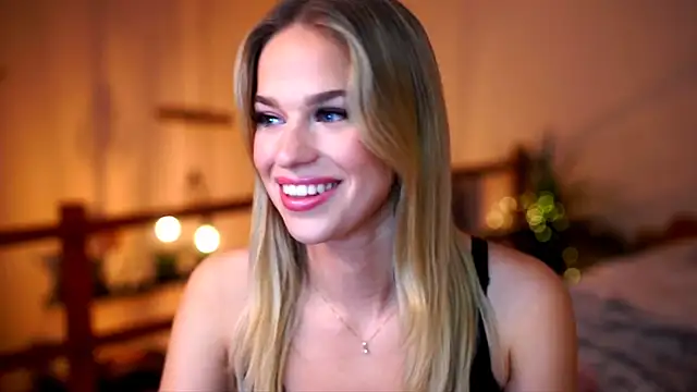 Emilyvanroessel online show from October 30, 2025, 7:00 pm