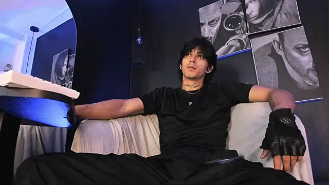Snapshot of jett_savage chatting on September 19, 2025, 1:37 pm jett savage online show from September 19, 2025, 1:37 pm