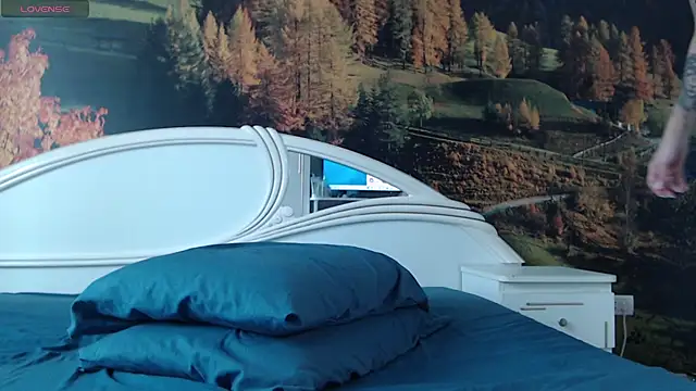 christinafitness online show from October 6, 2025, 7:53 am