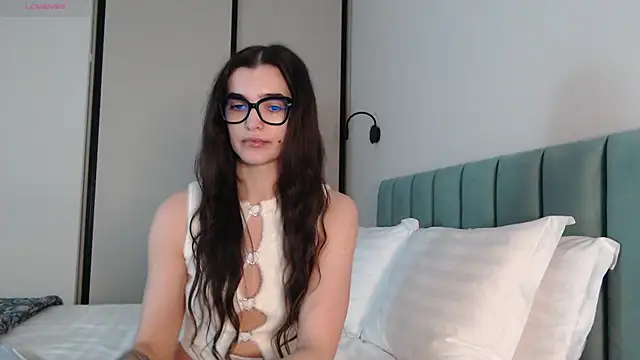 christinafitness online show from December 2, 2025, 7:10 am