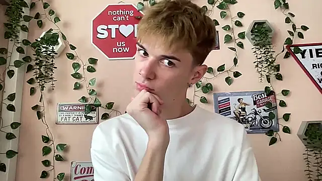 Milk Guy online show from September 18, 2025, 11:13 am