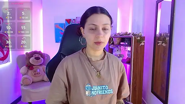 Snapshot of AlanaGarcia19 chatting on January 15, 2026, 12:08 pm AlanaGarcia19 online show from January 15, 2026, 12:08 pm