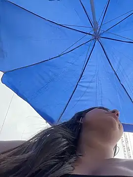 Isaa-Sweet online show from February 19, 2026, 5:43 pm