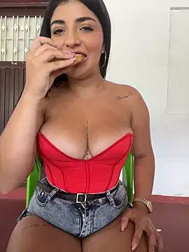 Isaa-Sweet online show from April 11, 2026, 4:32 pm