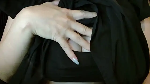 JURIO0715 online show from July 26, 2026, 2:57 pm