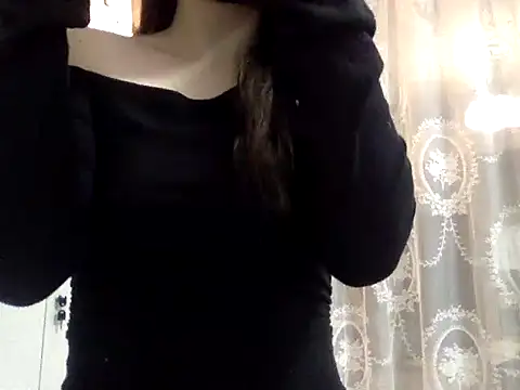 Mia 8 online show from April 11, 2026, 10:19 am