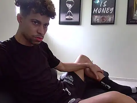 Snapshot of Dollarhot30 chatting on March 5, 2026, 12:57 pm Dollarhot30 online show from March 5, 2026, 12:57 pm