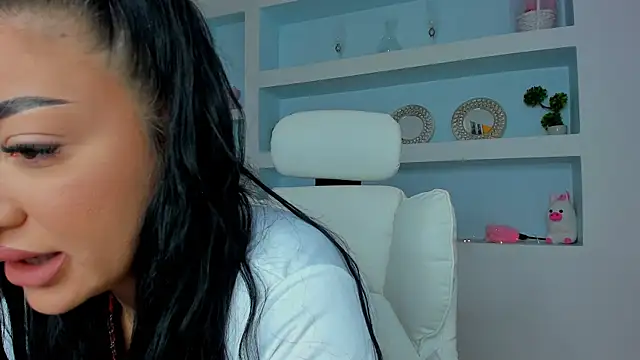 Snapshot of juicyjulie_ chatting on September 23, 2025, 6:09 am juicyjulie online show from September 23, 2025, 6:09 am