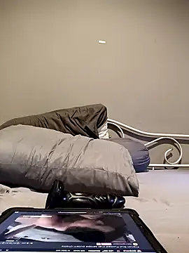 twitshe online show from January 8, 2026, 12:05 am