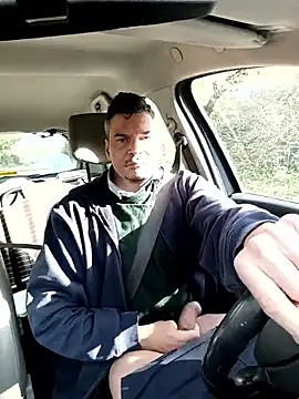 twitshe online show from November 23, 2025, 11:42 am