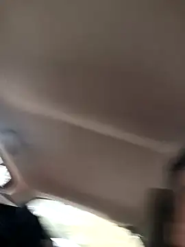 Snapshot of twitshe chatting on October 27, 2025, 12:28 pm twitshe online show from October 27, 2025, 12:28 pm