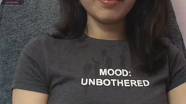 SWEET-18-TEEN online show from November 17, 2025, 3:16 pm