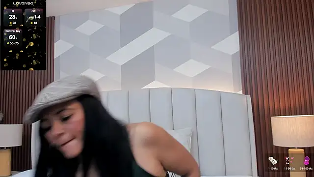 Snapshot of Mommy_Naughty chatting on February 14, 2026, 11:21 am Mommy Naughty online show from February 14, 2026, 11:21 am