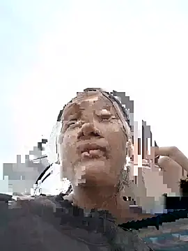burbuja02 online show from July 26, 2026, 1:29 pm