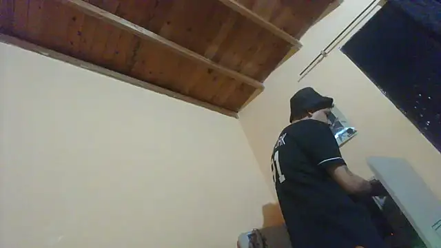 Juuaanp3 online show from November 5, 2025, 11:08 pm