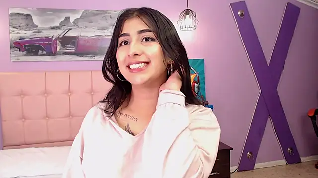 Snapshot of Dulciinea_07_ chatting on October 14, 2025, 3:18 am Dulciinea 07 online show from October 14, 2025, 3:18 am