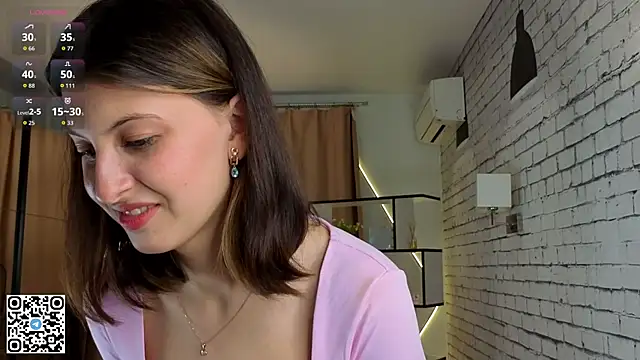 Snapshot of LorinaMaffitt chatting on October 4, 2025, 6:42 pm LorinaMaffitt online show from October 4, 2025, 6:42 pm