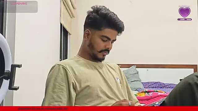 Snapshot of mrbuddy85 chatting on November 4, 2025, 4:11 pm mrbuddy85 online show from November 4, 2025, 4:11 pm