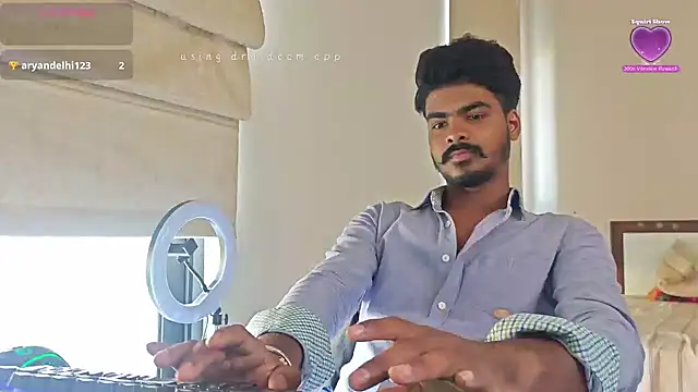 Snapshot of mrbuddy85 chatting on October 3, 2025, 11:12 am mrbuddy85 online show from October 3, 2025, 11:12 am