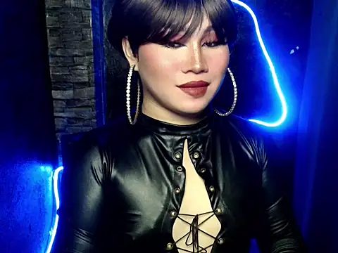 Snapshot of pretty_lassy chatting on October 18, 2025, 7:54 am pretty lassy online show from October 18, 2025, 7:54 am