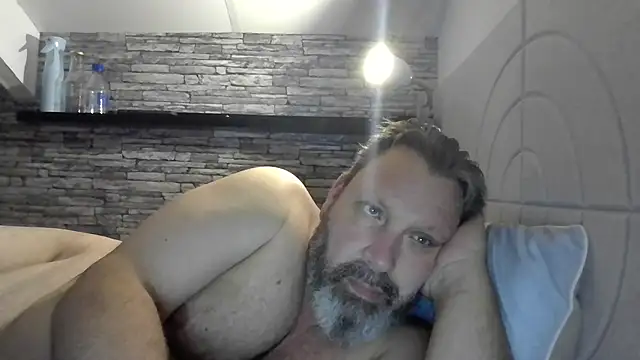 BigMan738xh online show from June 22, 2026, 10:40 pm