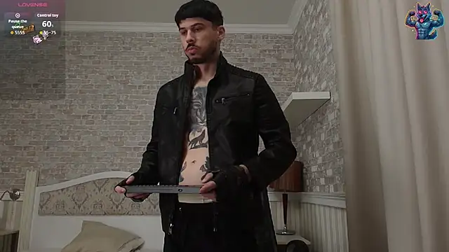 JonahShaw online show from October 22, 2025, 4:34 am