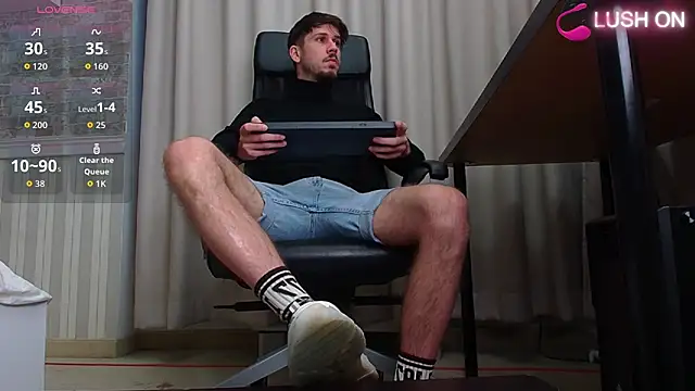 JonahShaw online show from September 29, 2025, 4:19 am