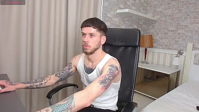 JonahShaw online show from April 8, 2026, 4:25 am