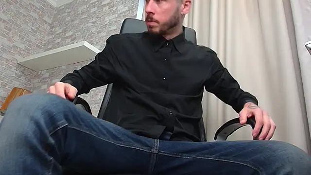 JonahShaw online show from November 2, 2025, 5:12 am