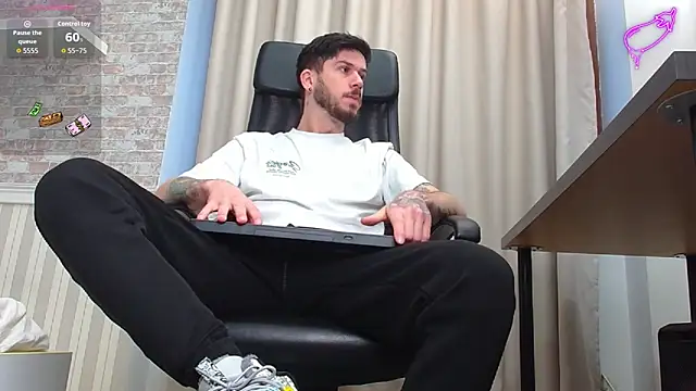 JonahShaw online show from November 21, 2025, 5:28 am