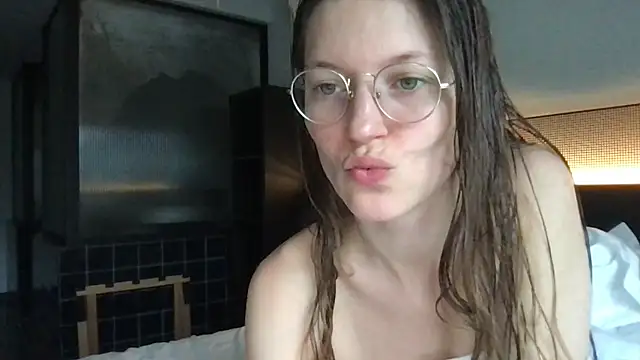 Scorpion Peach online show from January 11, 2026, 10:44 am