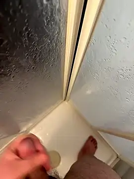 LicitInvader online show from January 13, 2026, 9:41 pm