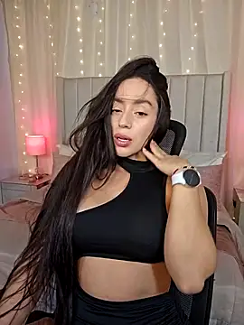 AriadnaTaylor online show from July 17, 2026, 8:50 pm