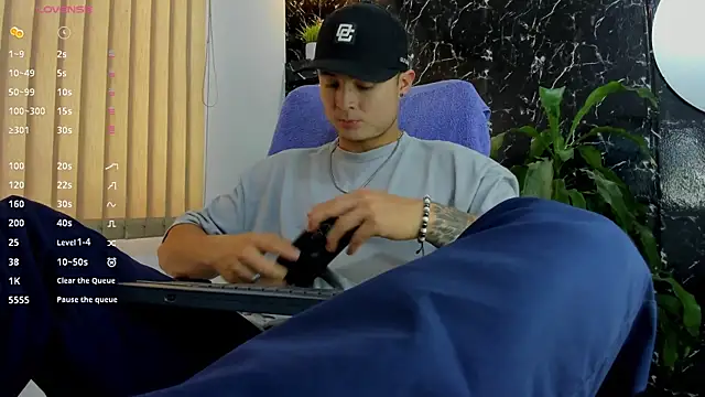 Alexander ferre online show from September 27, 2025, 6:14 pm