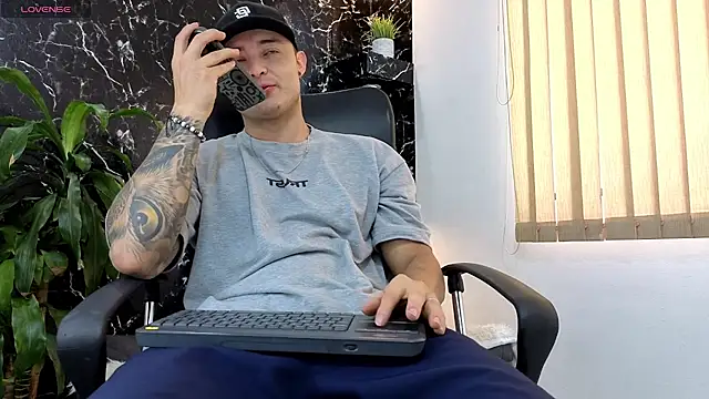 Alexander ferre online show from March 7, 2026, 2:55 pm