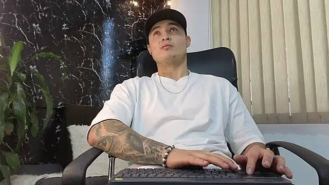 Alexander ferre online show from February 11, 2026, 1:22 pm